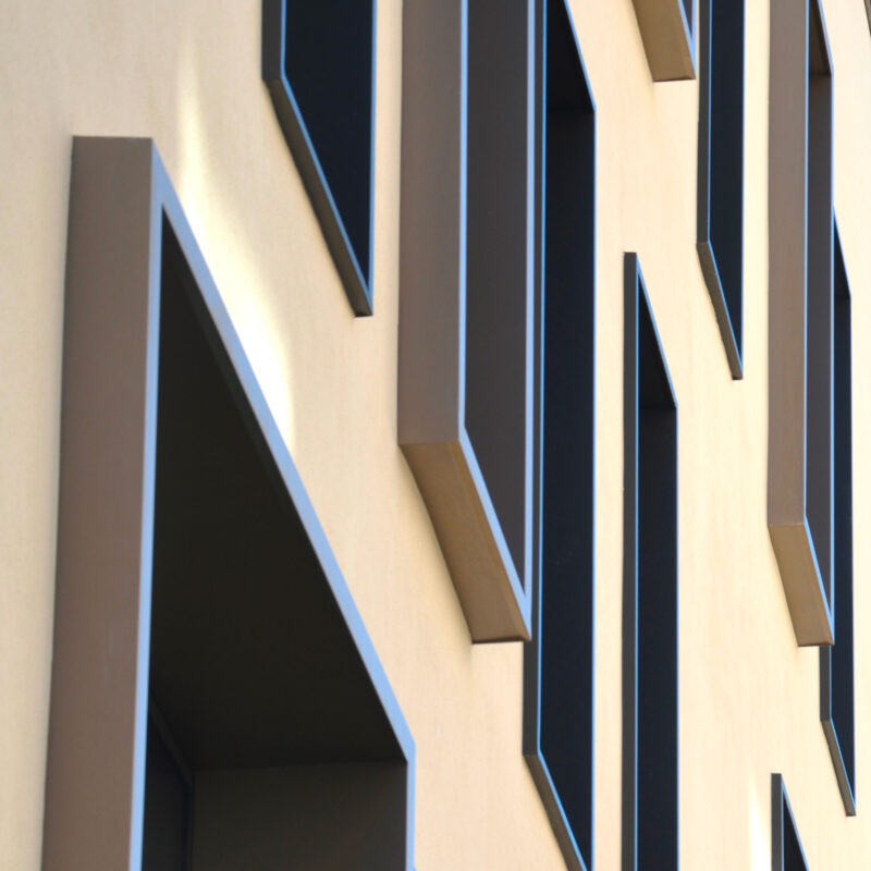 conception de précadres soudés sur mesure-habillage de baie-menuiserie-residence courteline-Villeurbanne-Les ateliers 4+ Architectes