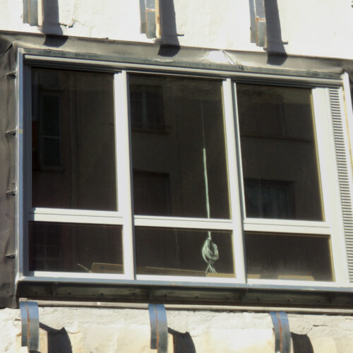 Fabrication de Précadres de fixation sur mesure- habillage de baie-menuiserie- enveloppe du bâtiment- ITE- Lyon- SAS PORTE- siege social EDF-Reims