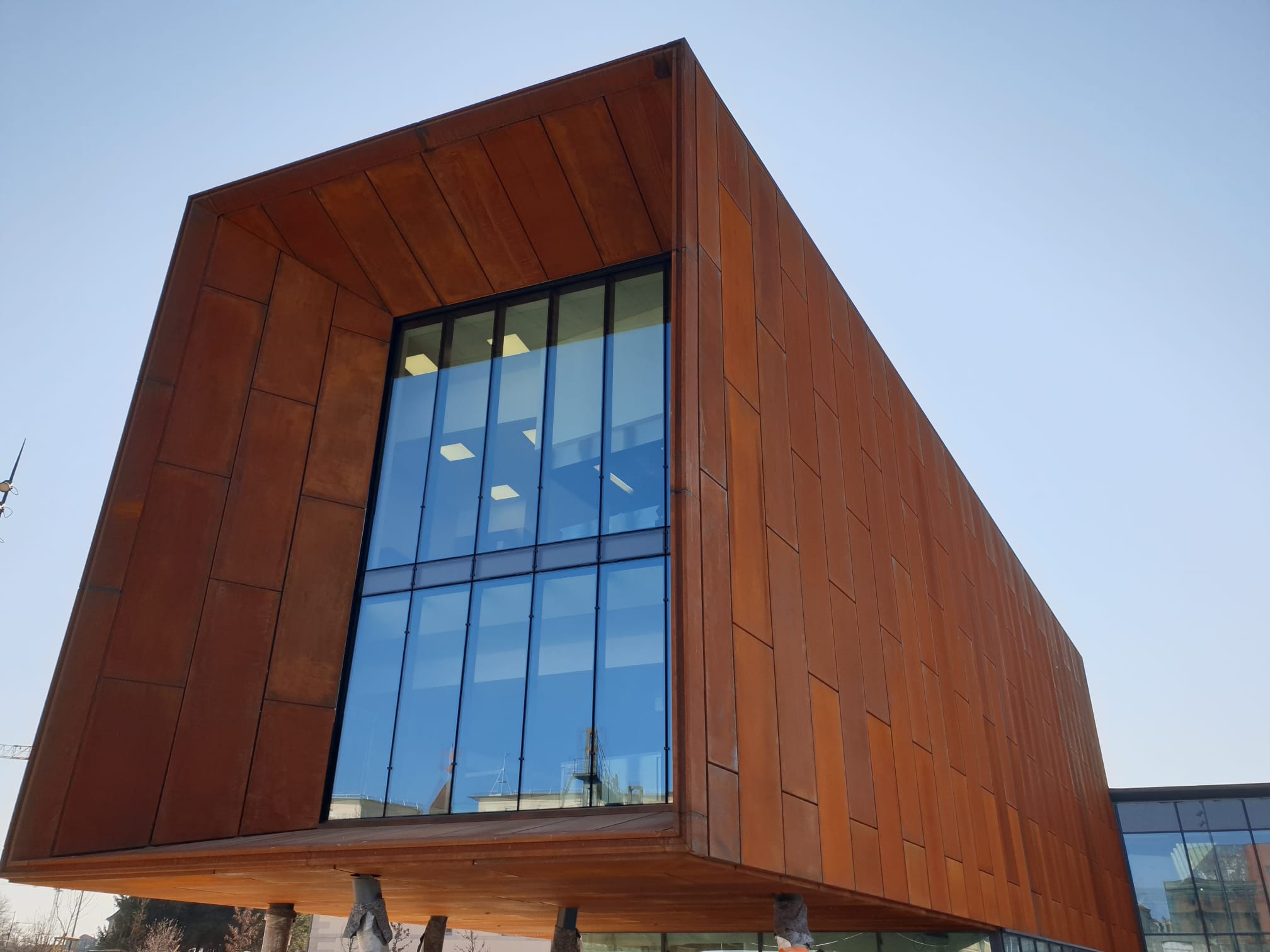 Système de cassettes RC en acier corten pour habillage de façade - bardage rapporté-Cité Internationale de la gastronomie et du vin- Dijon